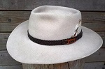 Akubra Snowy River Bone gr 60